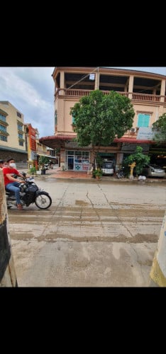 ផ្ទះលក់នៅលើផ្លូវ371