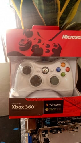 ដៃគេម Xbox 360