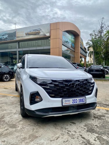 Hyundai Custin 7 កៅអី