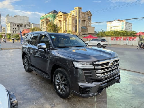 Land Cruiser VX-R 2022 Full options