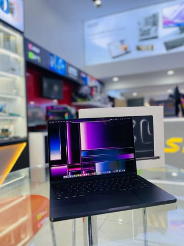 Macbook Pro Model 2025 PROMOTION!!!