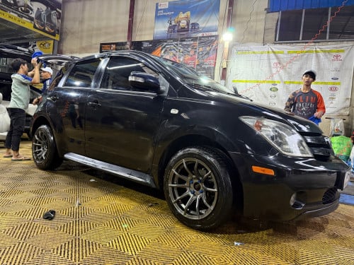 Toyota scion 2004 . 2BN-xxxx