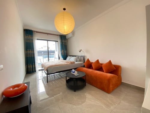 Yuetai condo riverside