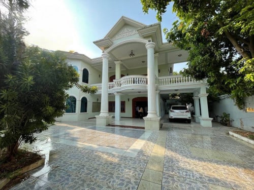 វីឡាលក់ នៅទួលគោក