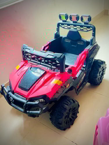 ឡានអាគុយជិះបានមួយទឹកនៅថ្មី”80$