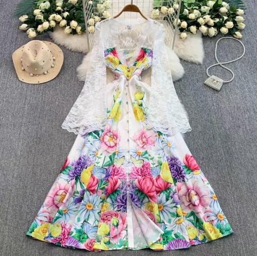 រ៉ូបថ្មីទិញមកខុសសាយ មាន2រ៉ូបលក់ខាត