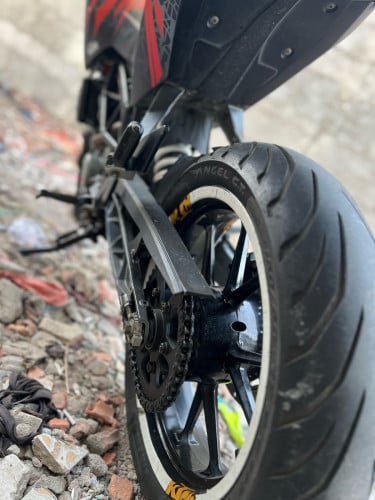 ម៉ូតូDukeលក់តម្លៃក្រោម1000$ធានាប្រពន័ភ្លើងស្អាតធានាឲ