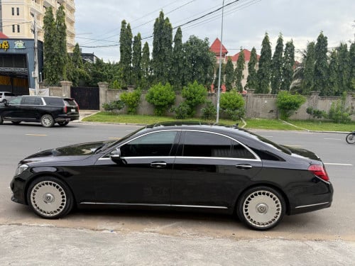 យ៉ាន់ស៊ីន Mercedes Benz R20 នៅថ្មីណាស់ 97%