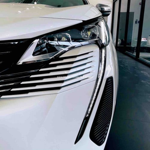 ឡាន Peugeot 5008 ទិញ $72000 លក់វិញ $49900