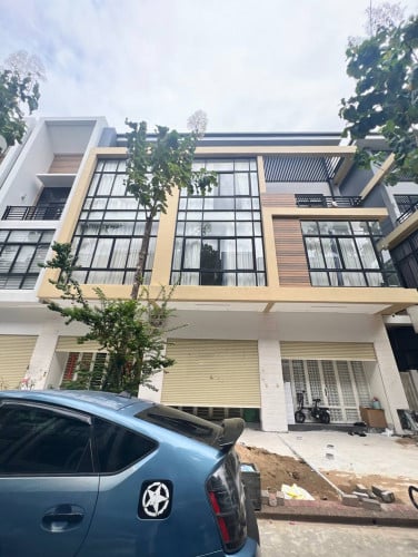 ផ្ទះអាជីវកម្ម សម្រាប់ជួល | Shophouse for rent