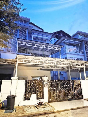 Twin Villa for rent at Borey Peng Huoth The Star Emerald 1, nearby to Aeon 2 Mall