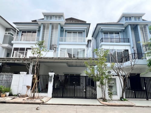 Twin Villa for rent at Borey Peng Huoth The Star Emerald 1, nearby to Aeon 2 Mall
