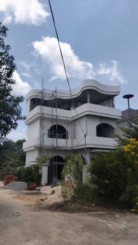 ជួសជុល និងសាងសង់