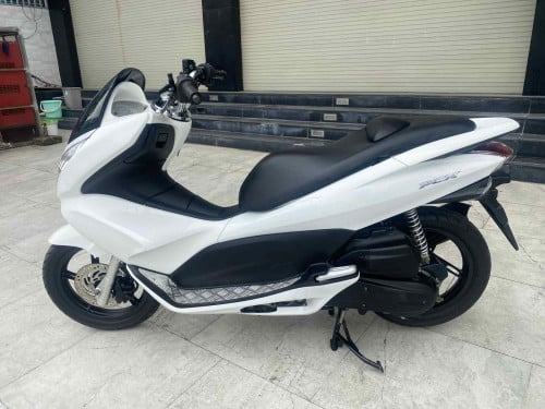 ម៉ូតូលក់