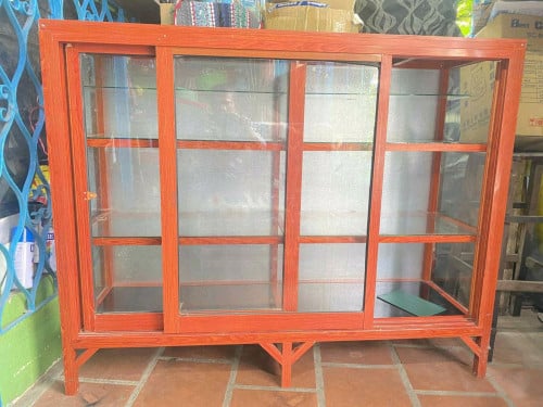 ទូកញ្ចក់ស្អាត