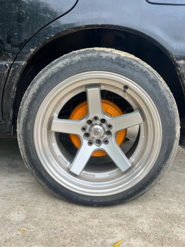 យ៉ាន់រង្វង់17ត្រូវគ្រប់ឡានតាគេ5