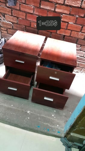 លក់បន្ទាន់មូយគូរនៅថ្មី95%