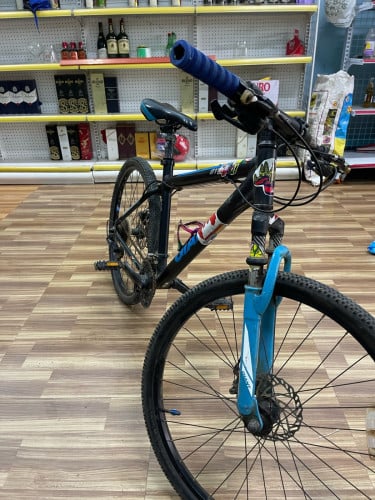 កង់លក់Branch Giant របស់ជប៉ុននៅស្អាត មាំ អត់មានពេលជិះបងប្អូនចង់បានទុកហាត់ប្រាណទាក់ទងមក