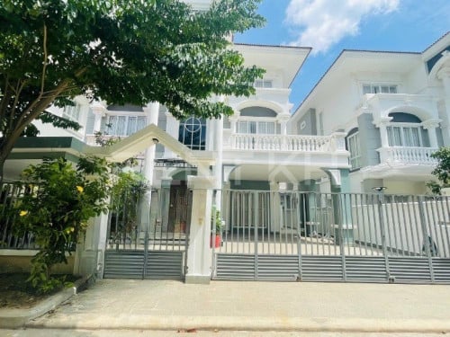 វីឡាសម្រាប់ជួលនៅបុរី ភ្នំពេញថ្មី អេលីតផាក / Queen Villa for Rent  Phnom Penh Thmey Elite Park