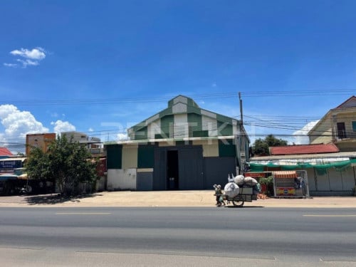 ឃ្លាំងសម្រាប់ជួលនៅច្បារអំពៅ ផ្លូវជាតិលេខ ១ / Warehouse for Rent at Khan Chbar Ampov, NR1