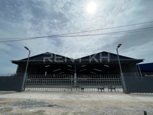 ឃ្លាំងជួលនៅសែនសុខ / Warehouse for Rent at Khan Sen Sok