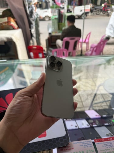 iPhone 16 Pro 128g X/A Have warranty 98%