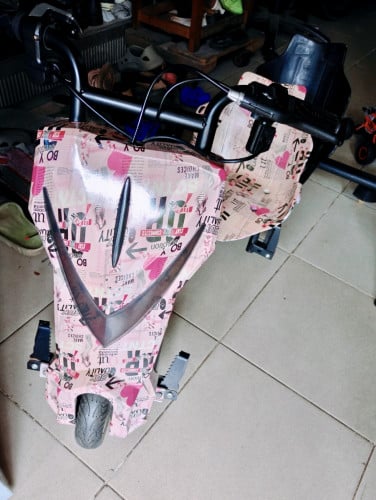 Scooter drift ជិះបាន2 នាក់ ធំ និង មាន Bluetooth សំរាប់ស្តាប់ចំរៀង