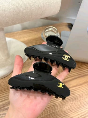 ដង្កៀបមុខធំ