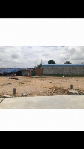 ដីលក់ធូៗ