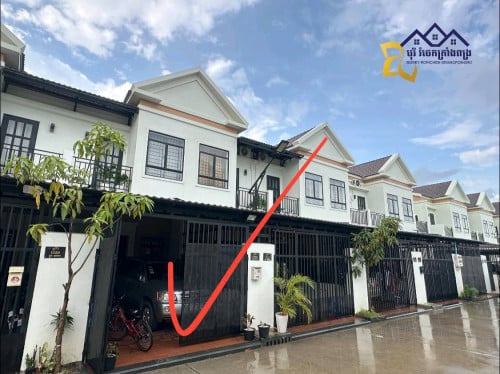 ផ្ទះ​លក់ម្ចាស់ផ្ទាល់តម្លៃក្រោមទីផ្សារបុរីបច្ចុប្បន្ន