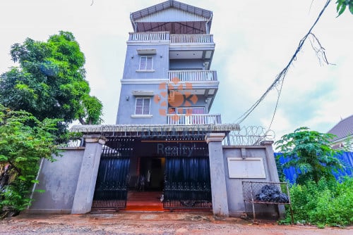 ផ្ទះសម្រាប់លក់ក្នុងក្រុងសៀមរាប-តាភុល/House for Sale in Siem Reap City - Taphul Road