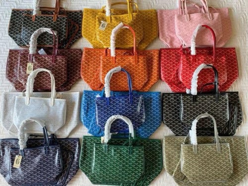 កាបូប​ស្បែក​សាយ​ L.  79$ have long sleeved bags