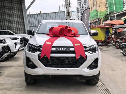 ⭐ ISUZU D.max HI-LANDER ឆ្នាំ 2025 ថ្មី100% ( ទិញភ្លាមបានភ្លាម)ធានាតម្លៃពិសេស