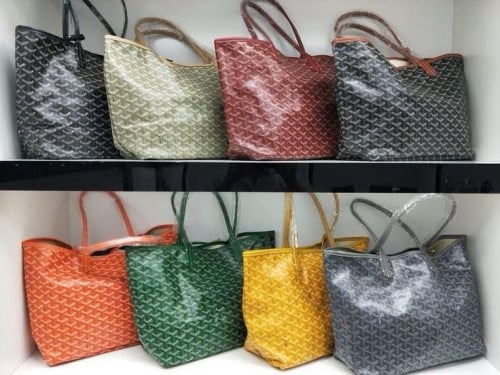 កាបូប​ស្បែក​ សាយ. ​XL 79$ &  XL89$ have long sleeved bags