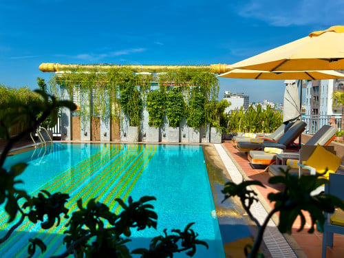 Cocoon Suite King With Balcony, បន្ទប់គ្រែធំមួយ
