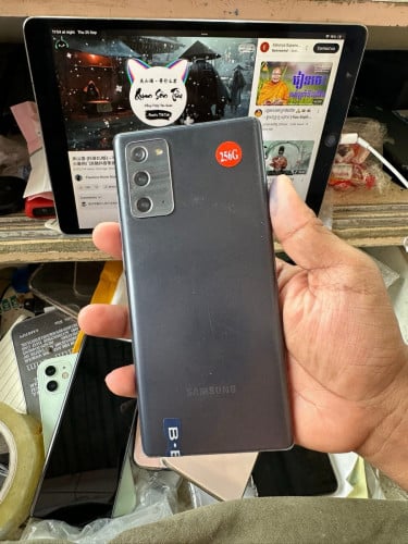 Galaxy note 20 Korea បែកមុខតិច