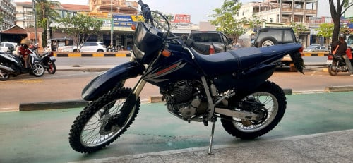 Honda XR 250ccធូរថ្លៃ រំលស់សុទ្ធ100%