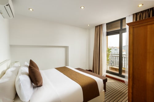 Junior Suite King With Balcony, បន្ទប់គ្រែធំមួយ
