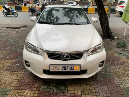 Lexus CT 200h 2011 full premium