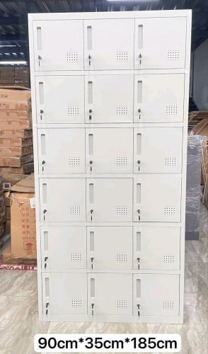 Locker 18ទ្វា