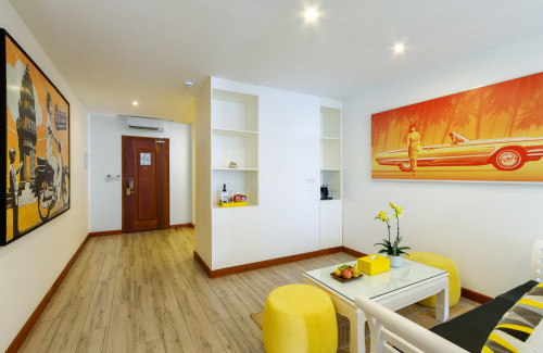 Modern Chic Suite King/Twin With Balcony, បន្ទប់គ្រែធំមួយ/គ្រែពីរ
