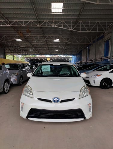 Prius 2012 plus Performance