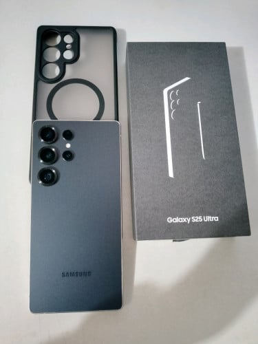 Samsung S25 ultra 256gb 99.99% with box and still have warranty