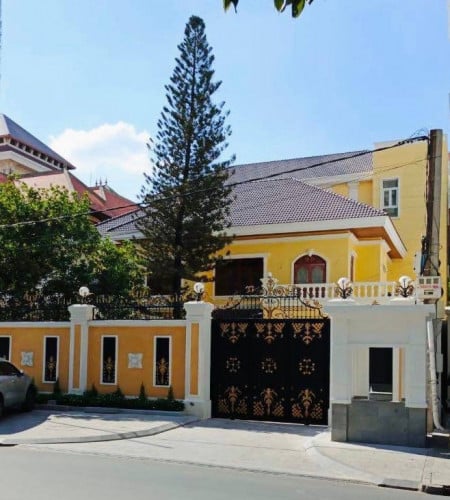 Single​ Villa For RENT