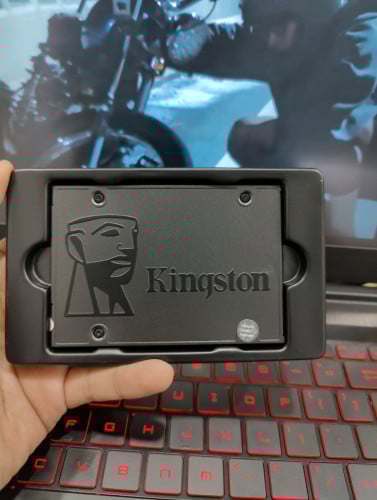 SSD KINGSTON 240GB ថ្មី
