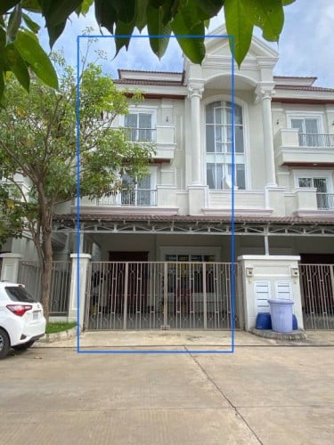 Twin Villa for rent at Phnom Penh Thmei