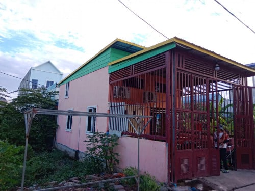 ផ្ទះលក់ម្ចាស់ដើមប្លង់រឹងទឹកភ្លើងរដ្ឋលក់តម្លៃ30000$ចរចា