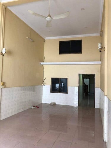 ផ្ទះជួលក្នុងក្រុងបាត់ដំបង House for rent in Battambang city