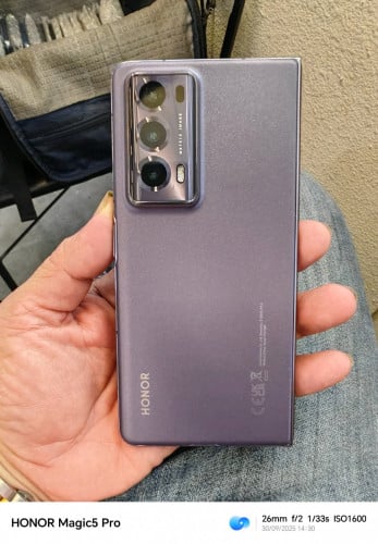 HONOR Magic V2 16g 512g ខូចក្នុងក្រៅបែកបន្តិចក្រុម