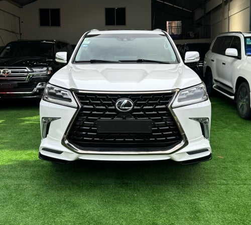 Lexus Lx570 2017 V8 សាំង​ Full Option